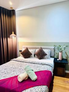 Sky suites klcc by Comfort suites Kuala Lumpur