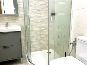 Modern, in front of the beach, Torre del Mar, Laguna 1 B