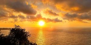 Cozzy Sea Dream Cliff Eco Guest House