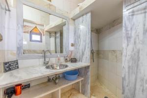 Pacos Resort Luxury Villa 17