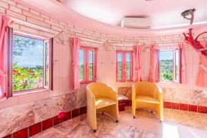 Pacos Resort Barbie House