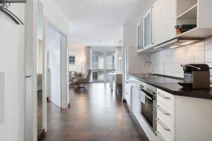 Modern & ruhig mit Parkplatz und 2 Balkonen - Ferienwohnung Herbstsonne