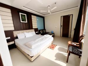 Hotel Big Boss New Digha