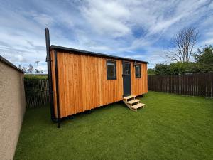 Kingsmills Shepherds Hut - Town Centre