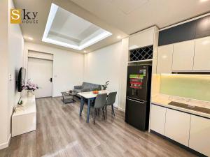 Sky House Apartment