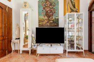 Secret Garden Apartment