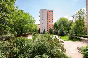 Jerozolimskie Central Living Apartment by BookingHost