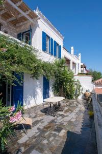 Spetses island cozy vacation house