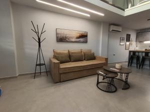 Alkaiou Loft