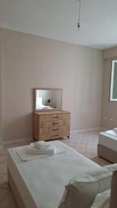 Sea View Retreat 2BR Apartment on Lungomare