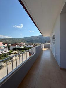 Tomorr View Apartment - Entire Floor with Veranda and Office