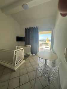 Apartments Jareb