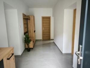 Skofs Roadside Retreat - Holiday Home