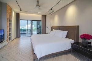 Villa 7 Phòng Ngủ Đối Diện Biển