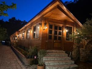 Blue Eye Villas