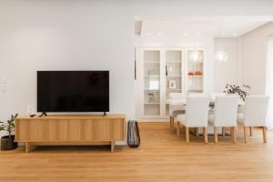 Dione Apartment