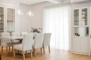 Dione Apartment