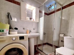Traditional Ground-Floor Apartment with Courtyard in Kyparissia