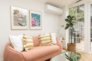 Elegant 3BDR House with Garden in Penge