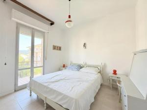 M467 - Marcelli, trilocale con terrazza vista mare