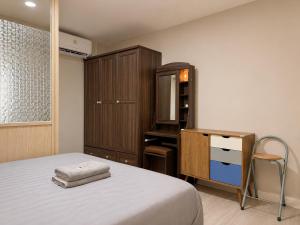 High Floor 1BR for 3 Walk to BTS City Center