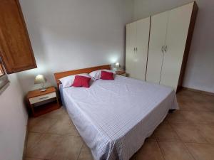 casa vacanza 300 mt dal mare - piscina - WIFI gratuito