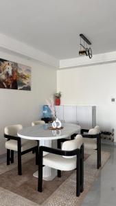 Two bedroom next Yaya cente in kilimani