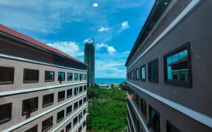 Sunday Grand Jomtien Pattaya