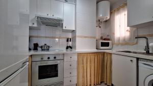 EDIFICIO 2000 Primera linea