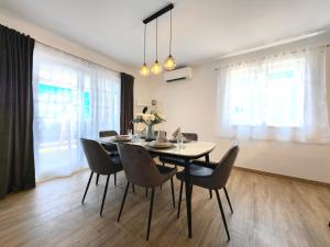 Apartments Tijara with shared pool