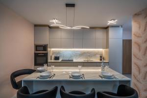 MyFlat Wave Harmony Apartment