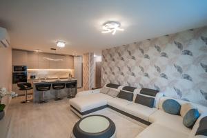 MyFlat Wave Harmony Apartment