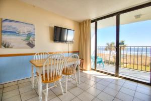 Oceanfront Escape 2BR condo at Carolina Beach