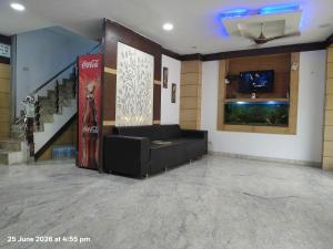 HOTEL BED & Room