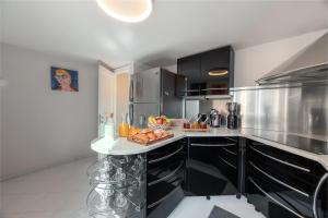 Trevi Suite Iconic View - Luxury Penthouse Rooftop