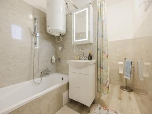 Holiday Home Gizella by Interhome