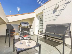 Apartment Montse by Interhome