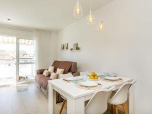 Apartment Montse by Interhome