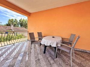 Holiday Home Apartment Nevenka by Interhome