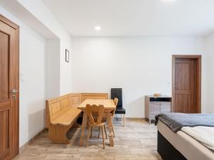 Apartment Županovice-2 by Interhome