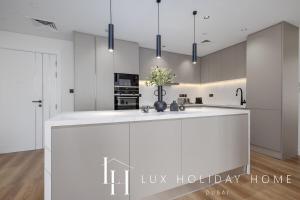 LUX The Silverene Marina View Suite 5