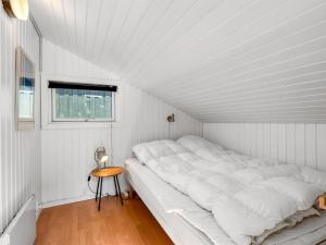 Holiday Home Hermand - 700m from the sea by Interhome
