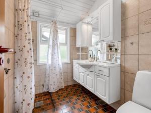 Holiday Home Hermand - 700m from the sea by Interhome