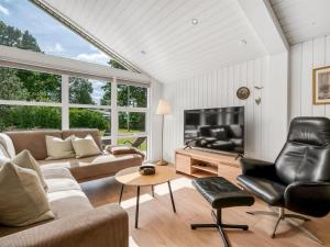 Holiday Home Hermand - 700m from the sea by Interhome