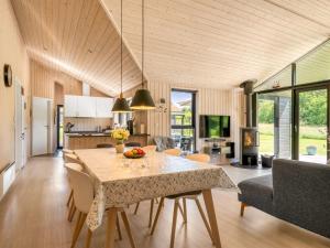 Holiday Home Dyke - 1-5km from the sea by Interhome