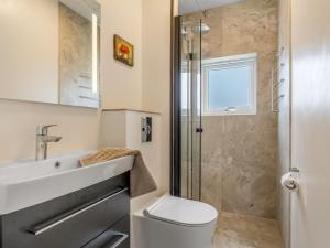 Holiday Home Kurt - 600m from the sea by Interhome