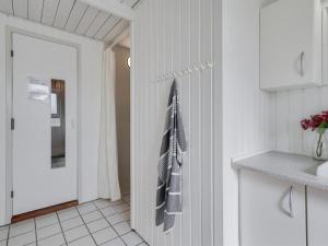 Holiday Home Serine - 800m from the sea by Interhome
