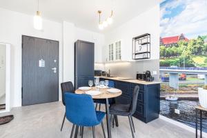 Apartly - Bulvar z widokiem na Odrę# Balkon
