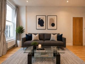 HYDE PARK APT by KeyHol Short Let