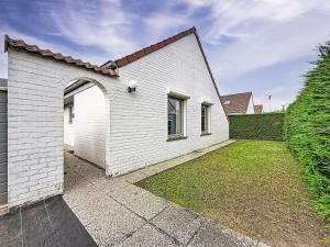 Holiday Home Edelweiss with parking by Interhome